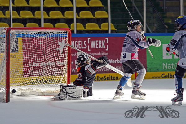 Tor für Biel-Bienne beim Osterturnier-Finale gegen Frankfurt (2014)