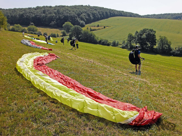 Michael wartet auf Startfreigabe am Süd-West-Hang an der Ronneburg